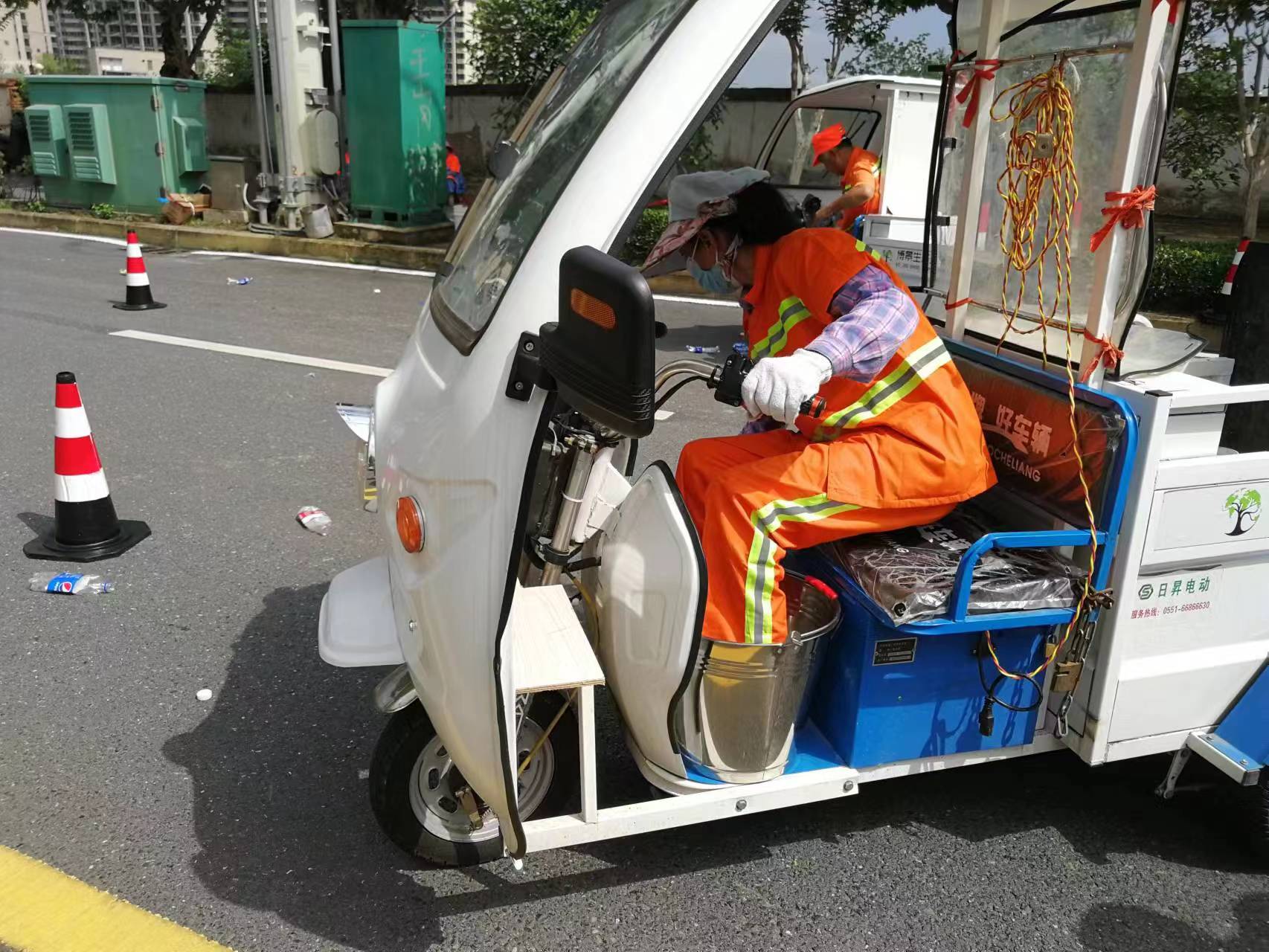 三輪車(chē)障礙快速保潔